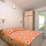 Apartman 2 *