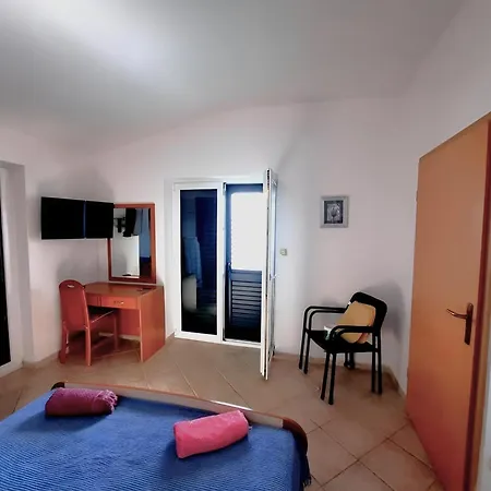 2 Apartment