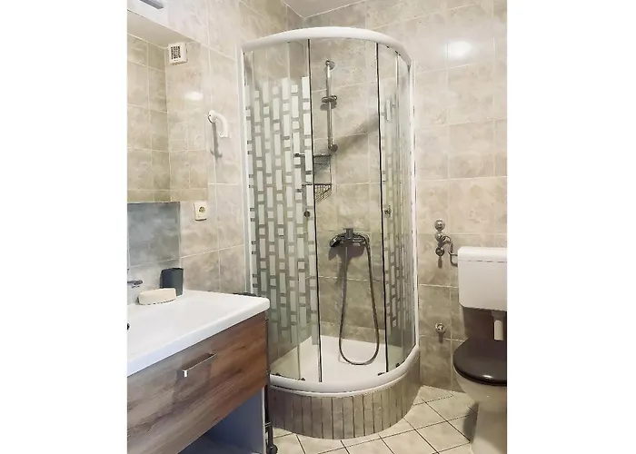 2 Podgora (Split-Dalmatia)