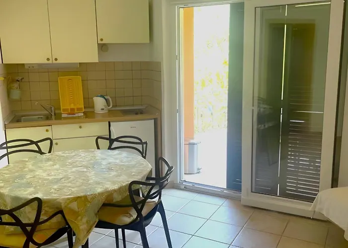 2 Apartamento Podgora (Split-Dalmatia)